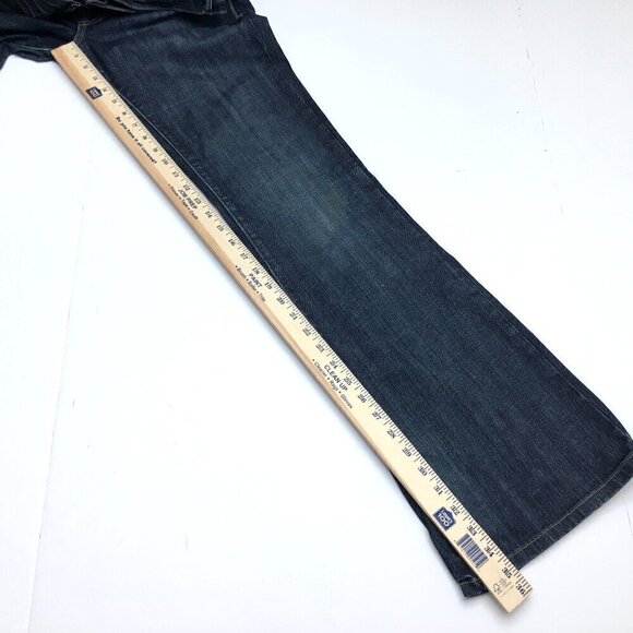 David Kahn Women's Jeans Flare Leg Distressed Low Rise Size 28 Length 35" - Picture 5 of 10